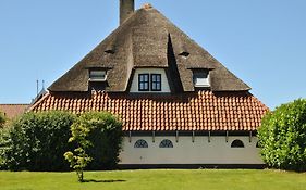 Lovely Holiday Home In Texel Near Sea